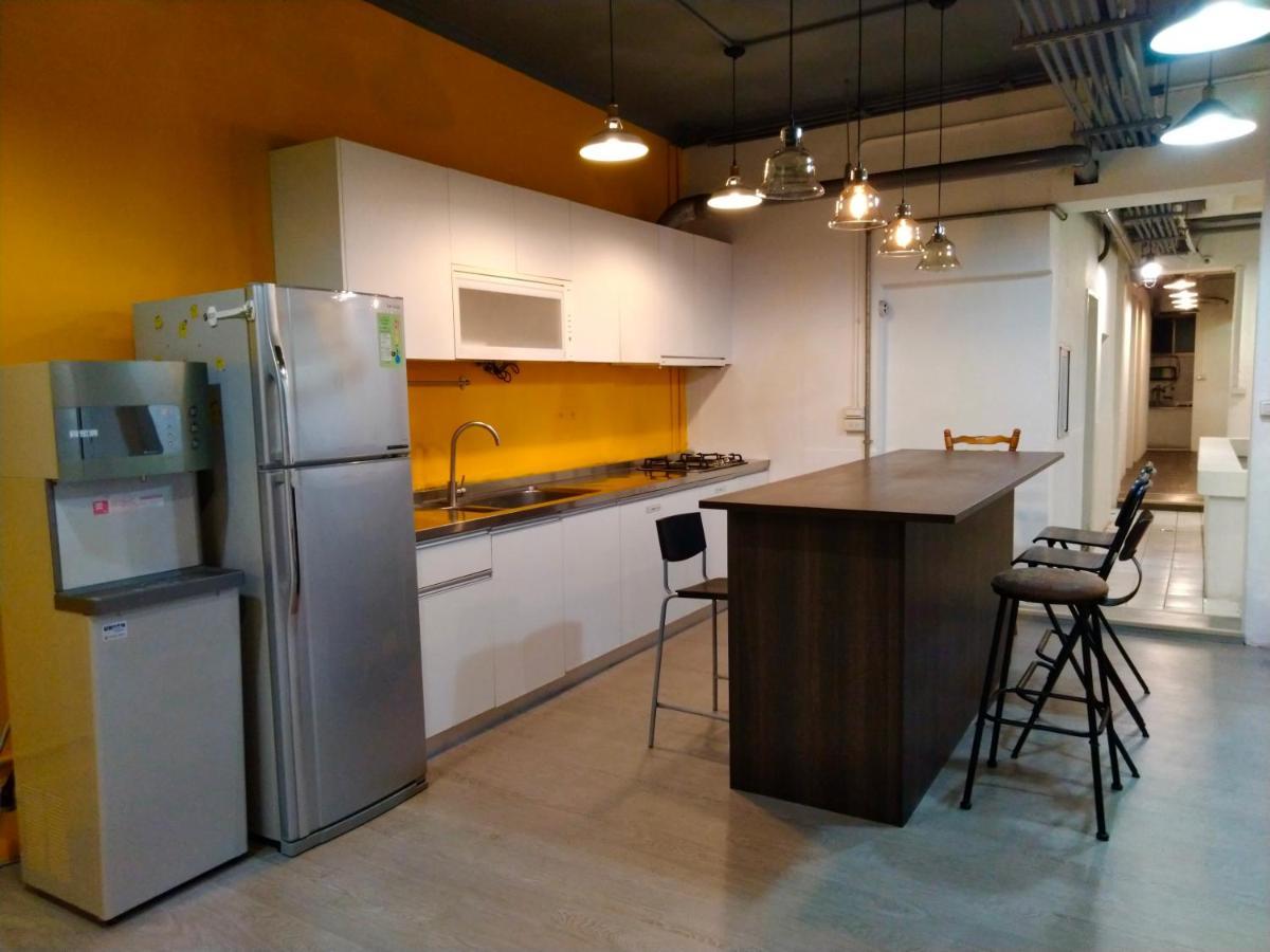 Pure St-Ay Apartment Taipei Bagian luar foto