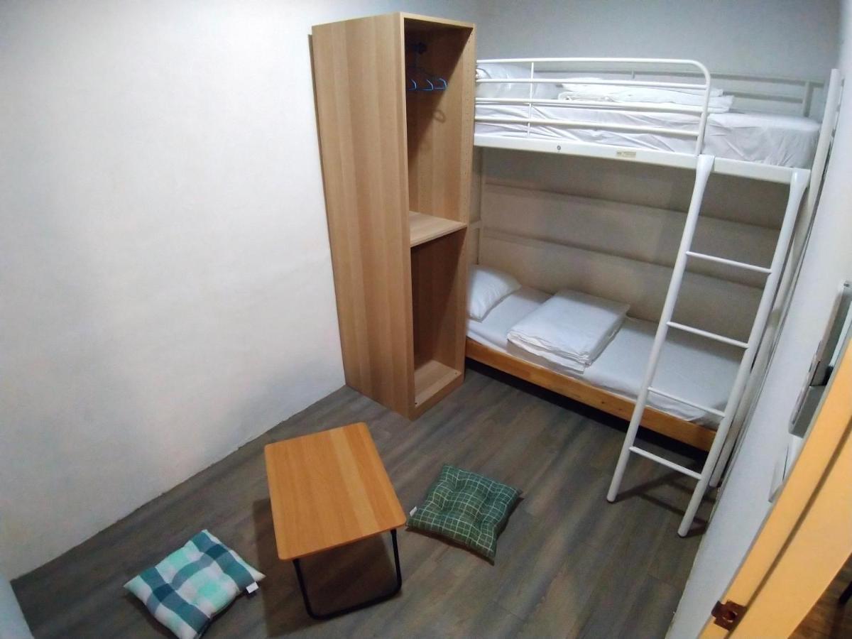 Pure St-Ay Apartment Taipei Bagian luar foto