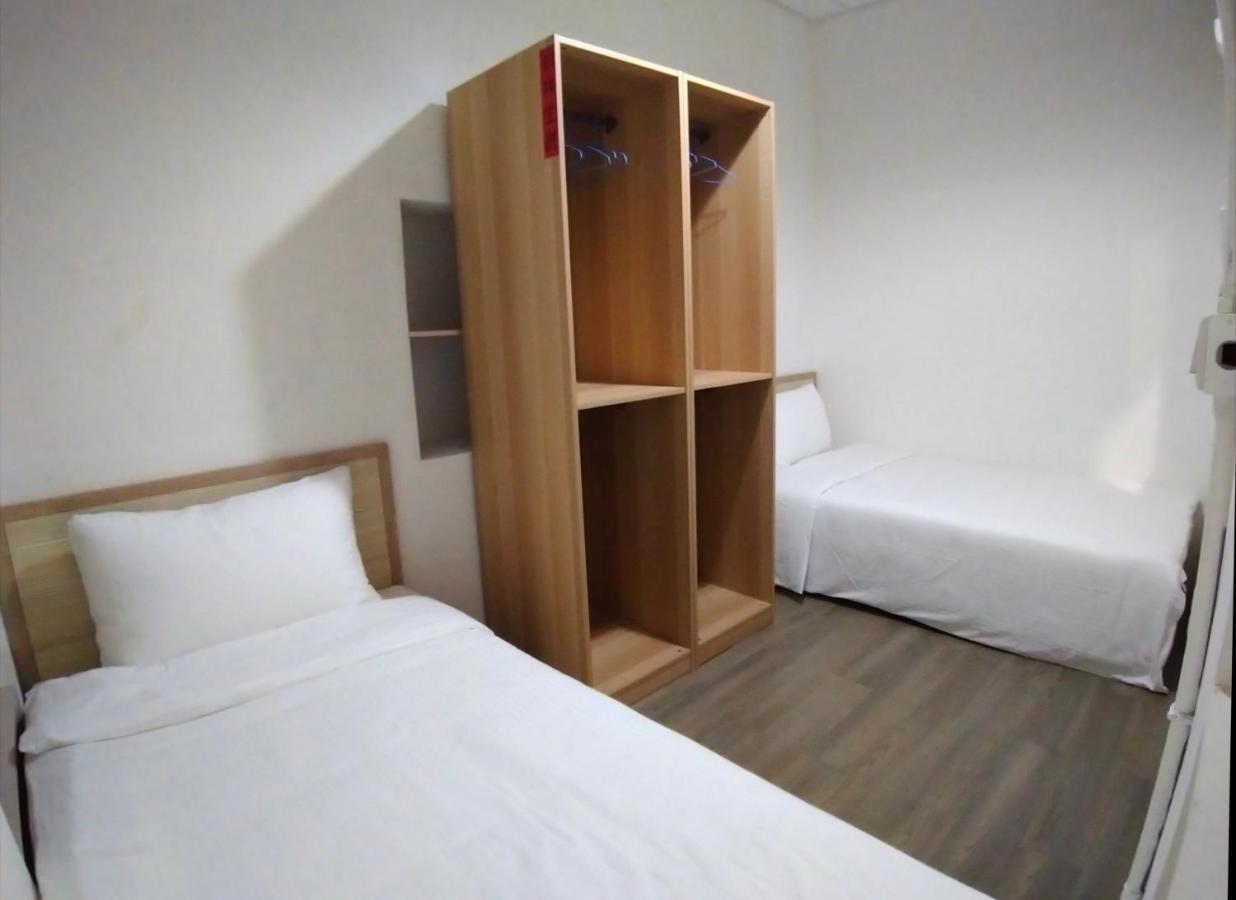 Pure St-Ay Apartment Taipei Bagian luar foto